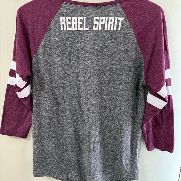 Gray and Red Raglan 3/4 Sleeve Tie Front Jersey - Picture 4 of 7